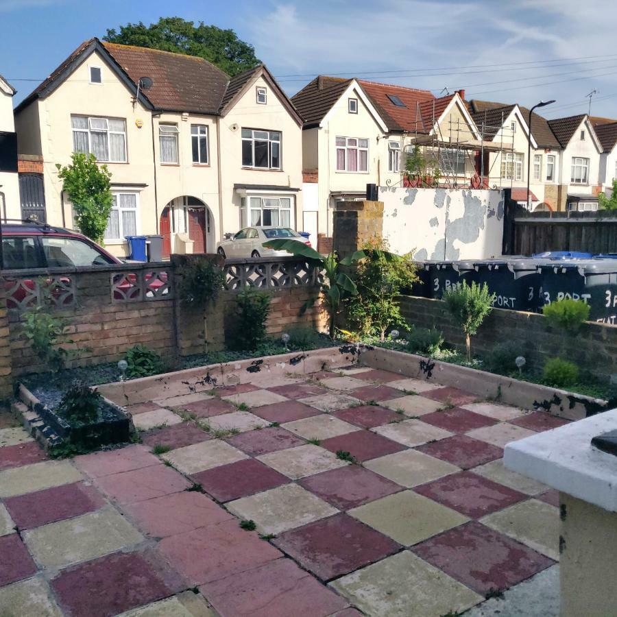 3 Portland Road Lägenhet Southall Exteriör bild